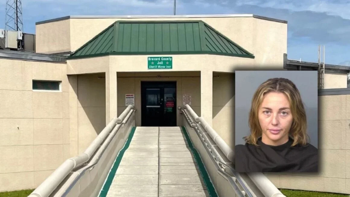 Florida woman faces new felony after deputies report finding hidden cocaine during intake