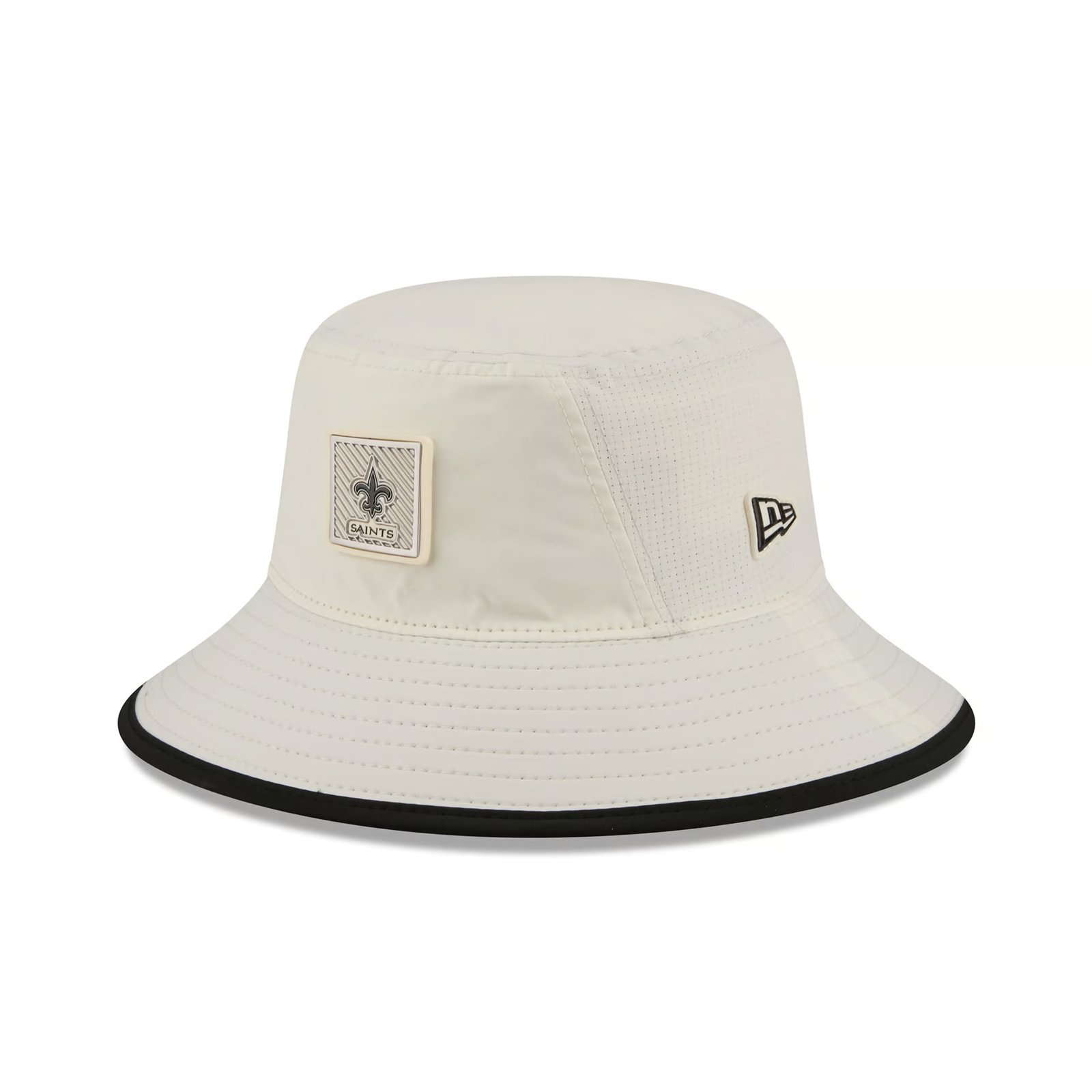 b465fe851a5f550643dc9121d5abb2bfb8b5215f.jpeg New Era New Orleans Saints 2026 NFL Training Camp Stretch Bucket Hat Cream/Black
