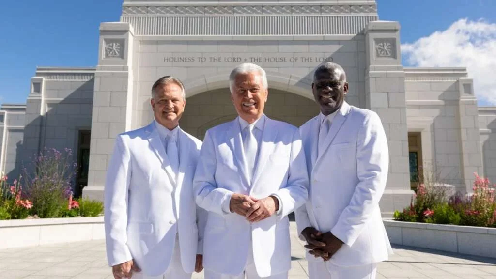 Oregon, California temples dedicated by church leaders
