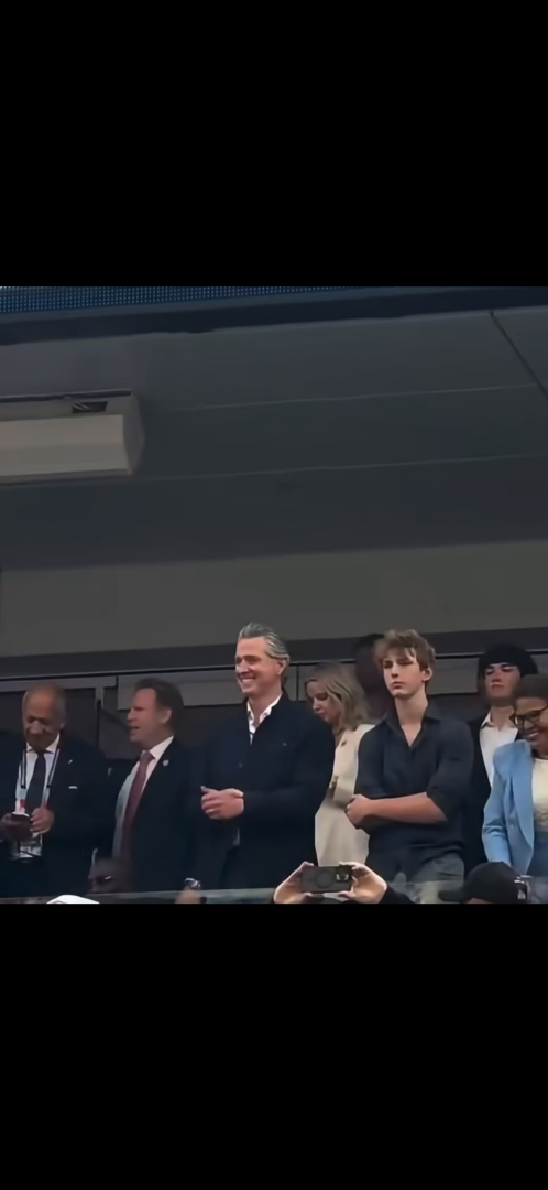 Gavin Newsom Connectz – Gavin Newsom Gets Booed