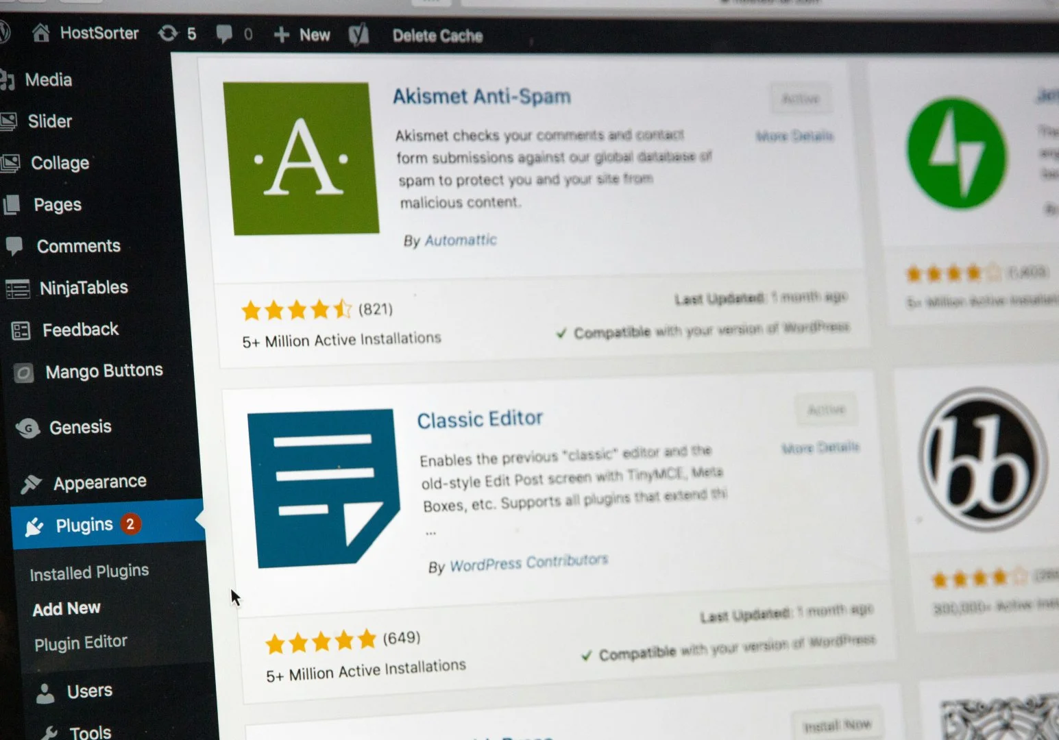 paid membership plugin