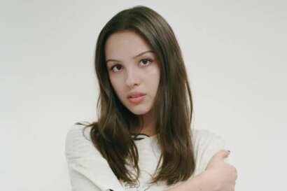 Olivia rodrigo press olivia parker billboard 1800.jpg