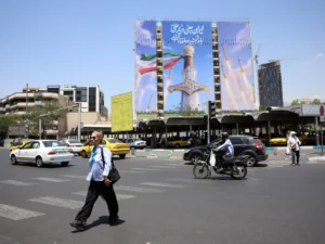 Iran war live: Trump claims Tehran deal ‘approved’, cancels new strikes – Al Jazeera