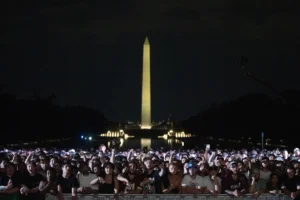 Inside the crowd drawn to Trump's unusual UFC fight night at the White House – WRAL