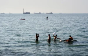 Trump to discuss Strait of Hormuz demining efforts at G7 as confidence grows for Iran war deal – The Press Democrat