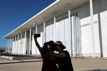 Trump's name is gone from the Kennedy Center's facade, according to a top official at the arts venue – AP News