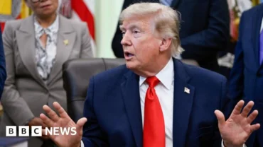 Trump says US-Iran deal to be signed on Sunday as Tehran casts doubt on timing – BBC