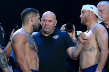 Donald Trump turns 80 and celebrates with UFC cage fighting on the White House lawn – The Press Democrat