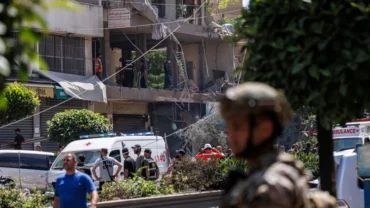 Live updates: Trump urges Israel not to strike Lebanon with US and Iran ‘so close’ to agreement – CNN