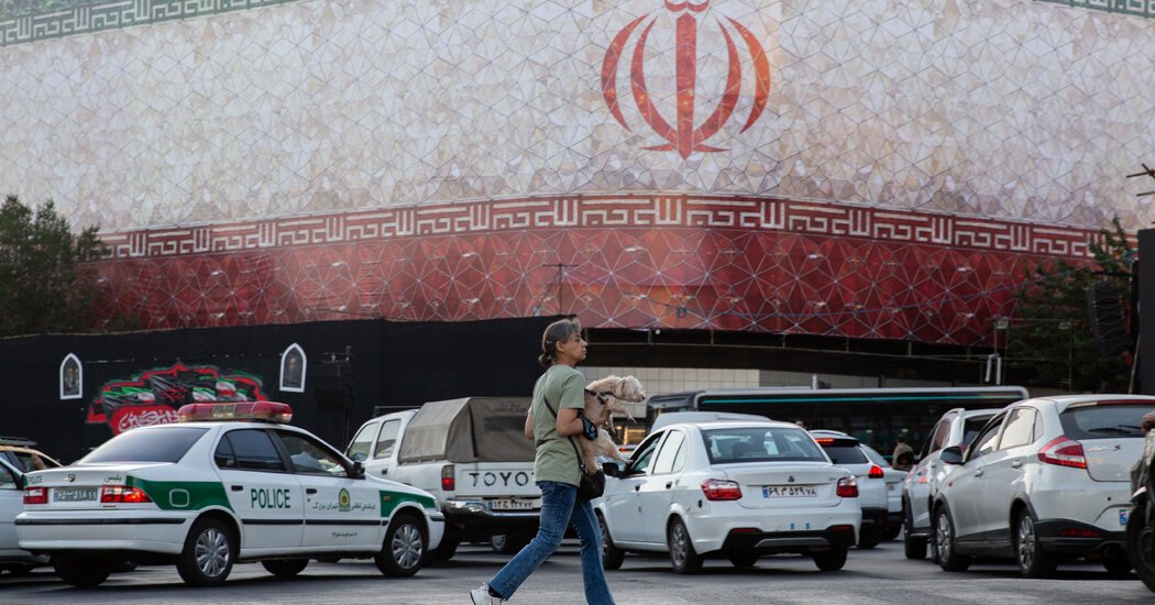 Iran War Live Updates: Trump and Iranian Negotiator Sign Deal to Reopen Strait, but Challenges Loom – The New York Times