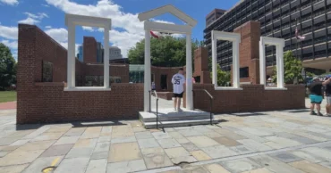 Trump administration says it will appeal order to restore National Parks exhibits, including in Philadelphia – CBS News