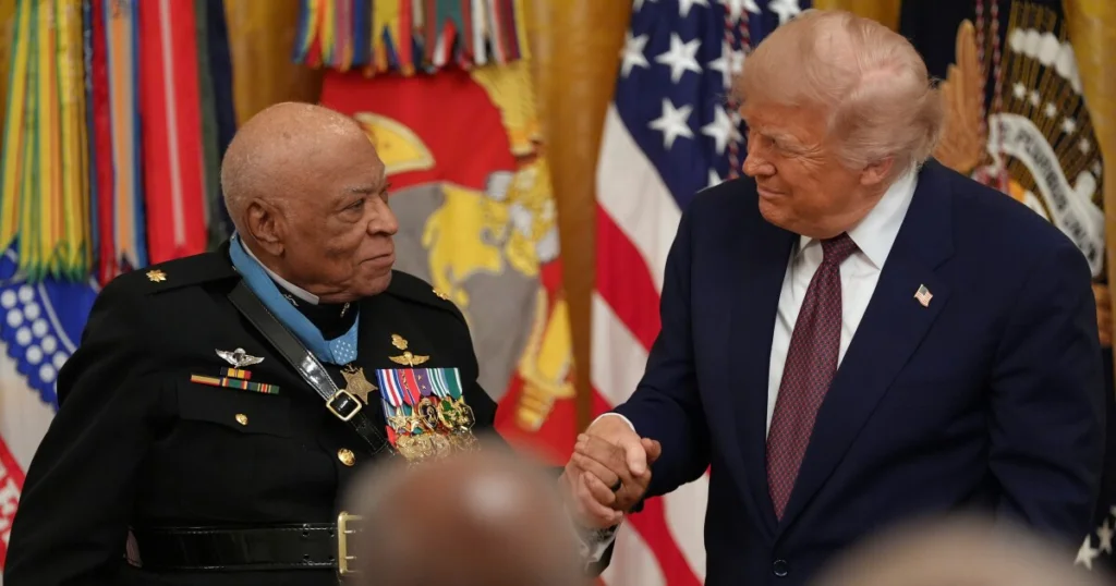 Trump awards Medal of Honor to three US servicemembers – Scripps News