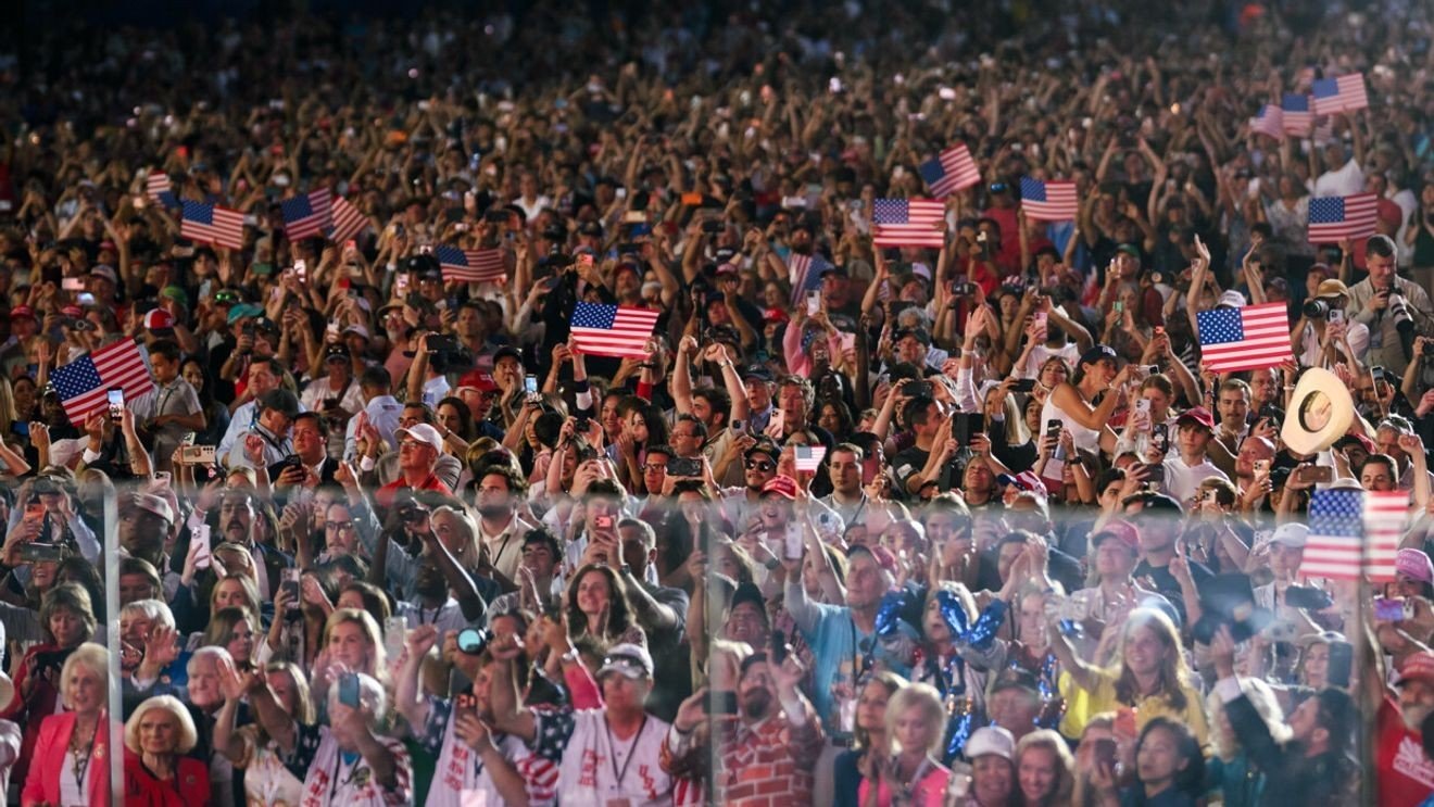 'Packed to the brim': Trump says 45K guests attend Great American State Fair rally – WGME