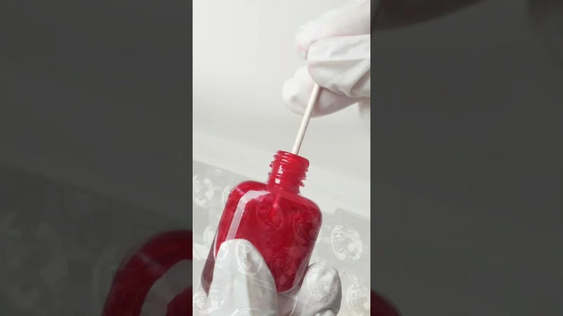 Wait… did it just cure in seconds?! 🤯 #nailsalon #diy #nailart