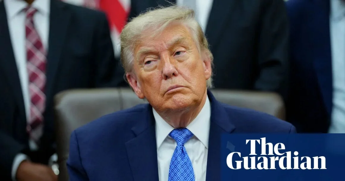 3333.jpg Democrats will have ‘field day’ with Trump inquiries if they win House, legal experts say | US midterm elections 2026