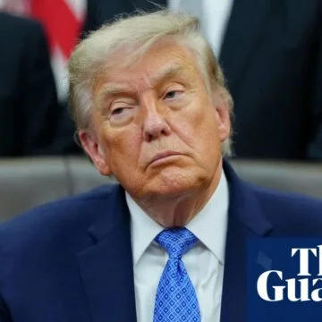 3333.jpg Democrats will have ‘field day’ with Trump inquiries if they win House, legal experts say | US midterm elections 2026