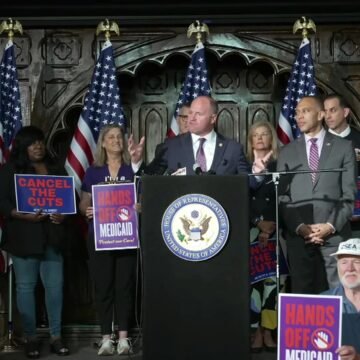 WATCH LIVE: Jeffries and House Democrats hold news conference on health care