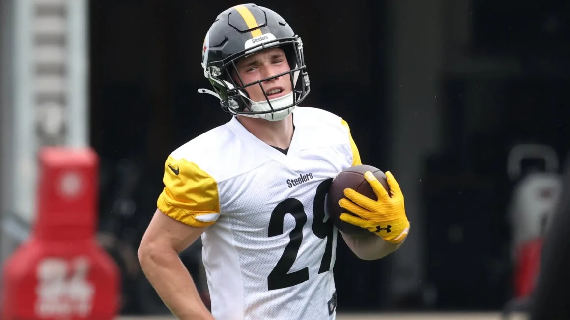Steelers’ Eli Heidenreich earns ‘Captain America’ nickname from DK Metcalf