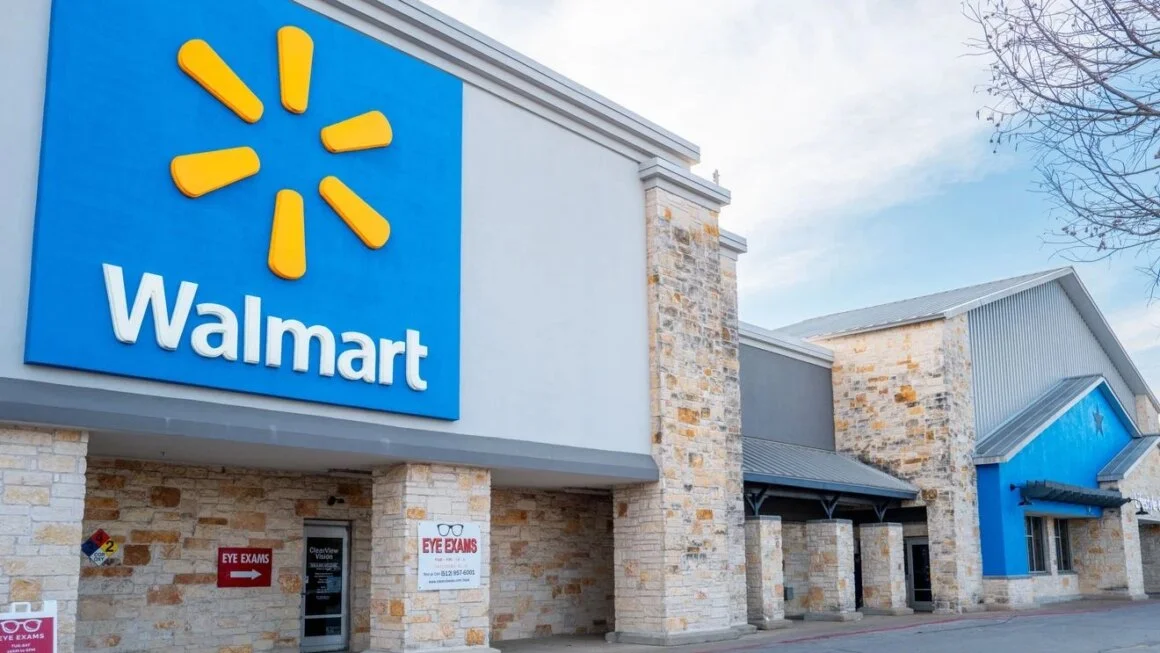 Florida woman shoots, kills veteran during dispute about Walmart parking spot: authorities