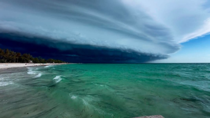 WOW! Check out the Mothership...