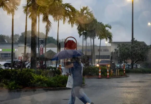 Humidity to fuel Florida downpours through weekend with flood and travel threats