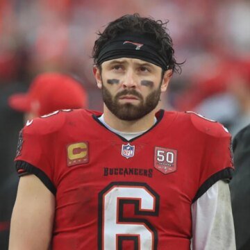 gettyimages-2250375324-1.jpg Buccaneers training camp opens with Baker Mayfield drama, Vita Vea trade request