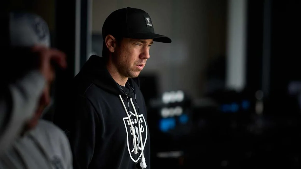 Klint Kubiak addresses quarterback room, competition across the board as Raiders report for training camp