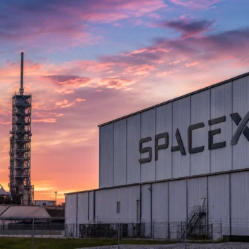 As SpaceX and Tesla have recently plunged together, Western ants, who have invested more than 30 tri..