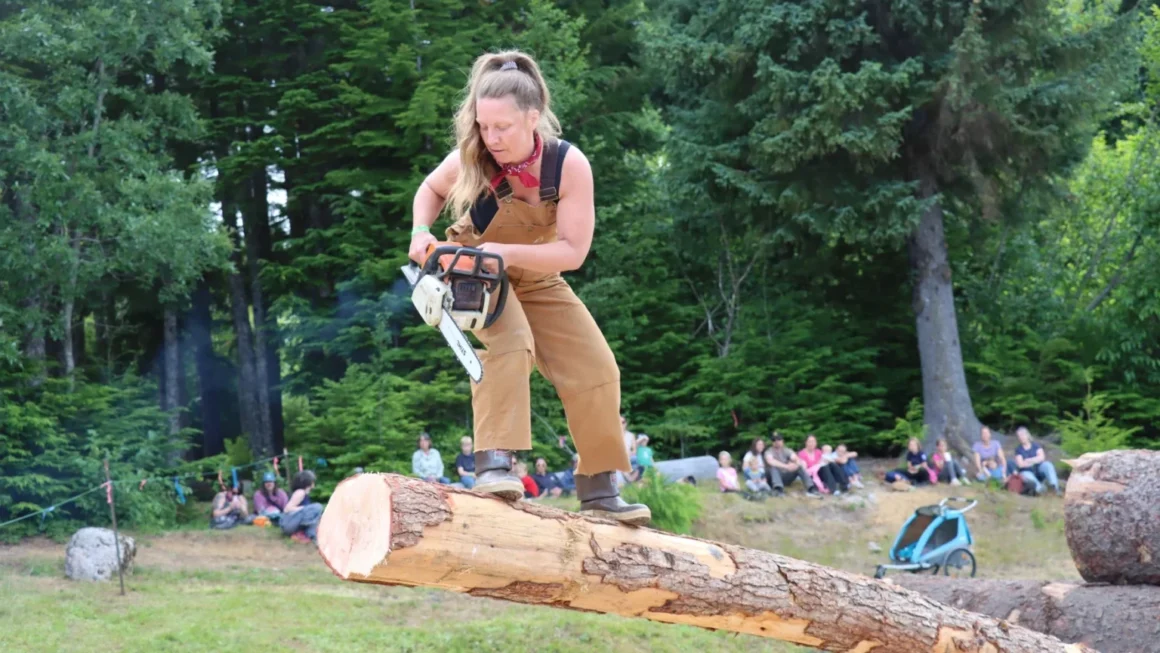 Southeast State Fair brings the sound of music — and chainsaws — to Haines fairgrounds