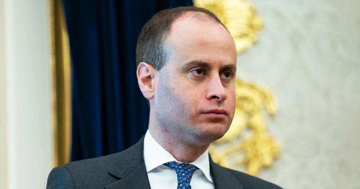 Trump announces staff secretary Will Scharf will be his new White House counsel