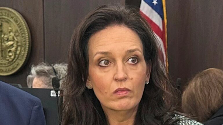 North Carolina GOP committee picks Jennifer Balkcom to replace Rep. Chuck Edwards on November ballot https://internetconnectz.com/heres-why-aoc-says-shes-sharing-her-egg-freezing-journey/ Politic Connectz