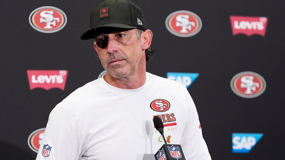 Kyle Shanahan shifts blame to Tesla while delving into more details about his car crash