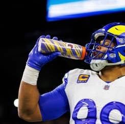 762974377_1585698199592788_3338455797129853960_n.jpg Head coach Sean McVay told reporters that, in relation to a potential Aaron Donald return to …