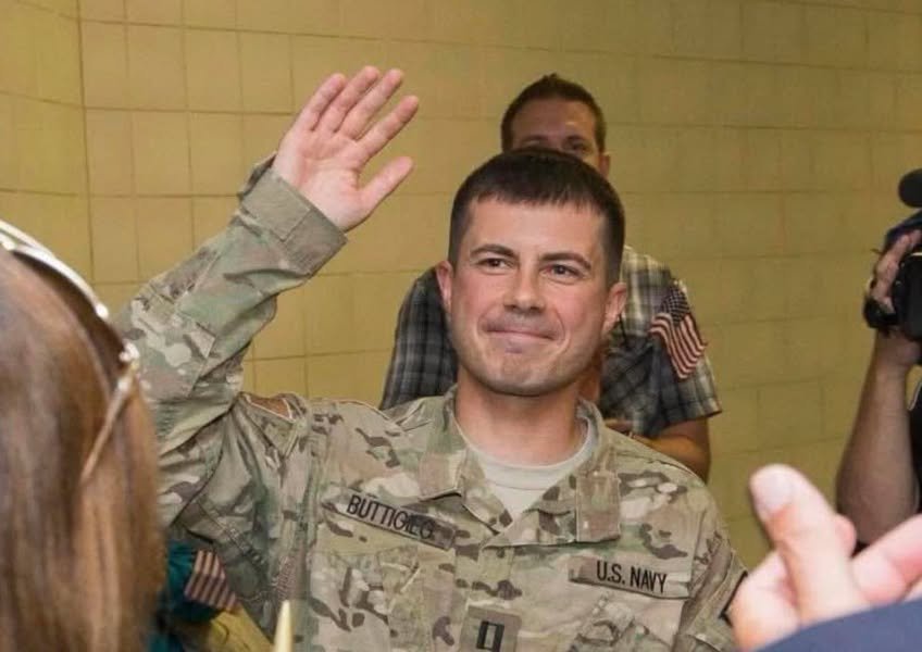 THAT'S OUR FUTUTE PRESIDENT Pete Buttigieg, a Navy veteran who served as an ... - Facebook