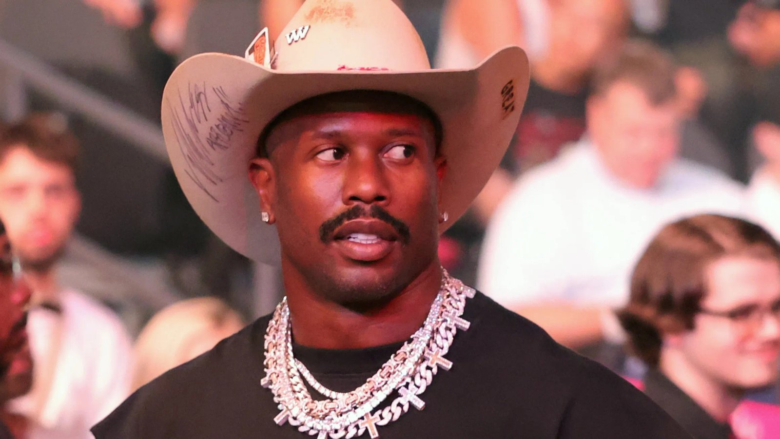 NFL news: Von Miller signing with Dallas Cowboys