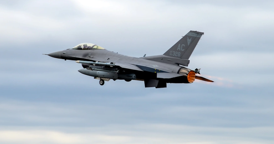 Fighter jets intercept civilian plane over Geneva, Ohio, where Trump attended teen athletic event - CBS News https://internetconnectz.com/fighter-jets-intercept-civilian-plane-over-geneva-ohio-where-trump-attended-teen-athletic-event-cbs-news/ Internet Connectz