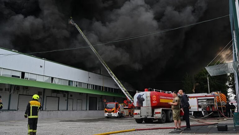 Russia launches more than 450 drones in overnight attacks while Ukraine strikes oil refineries https://internetconnectz.com/travel-news-american-airlines-has-updated-its-refund-policy-making-it-more-facebook/ Travel Connectz