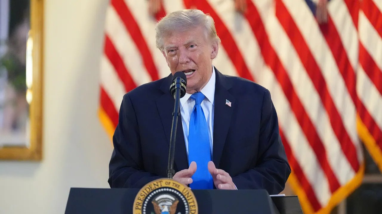 Trump vows to win midterms, slams Democrats in Labor Day message