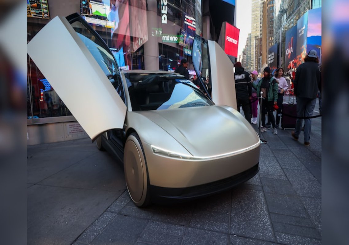 Tesla Cybercab faces US regulatory probe