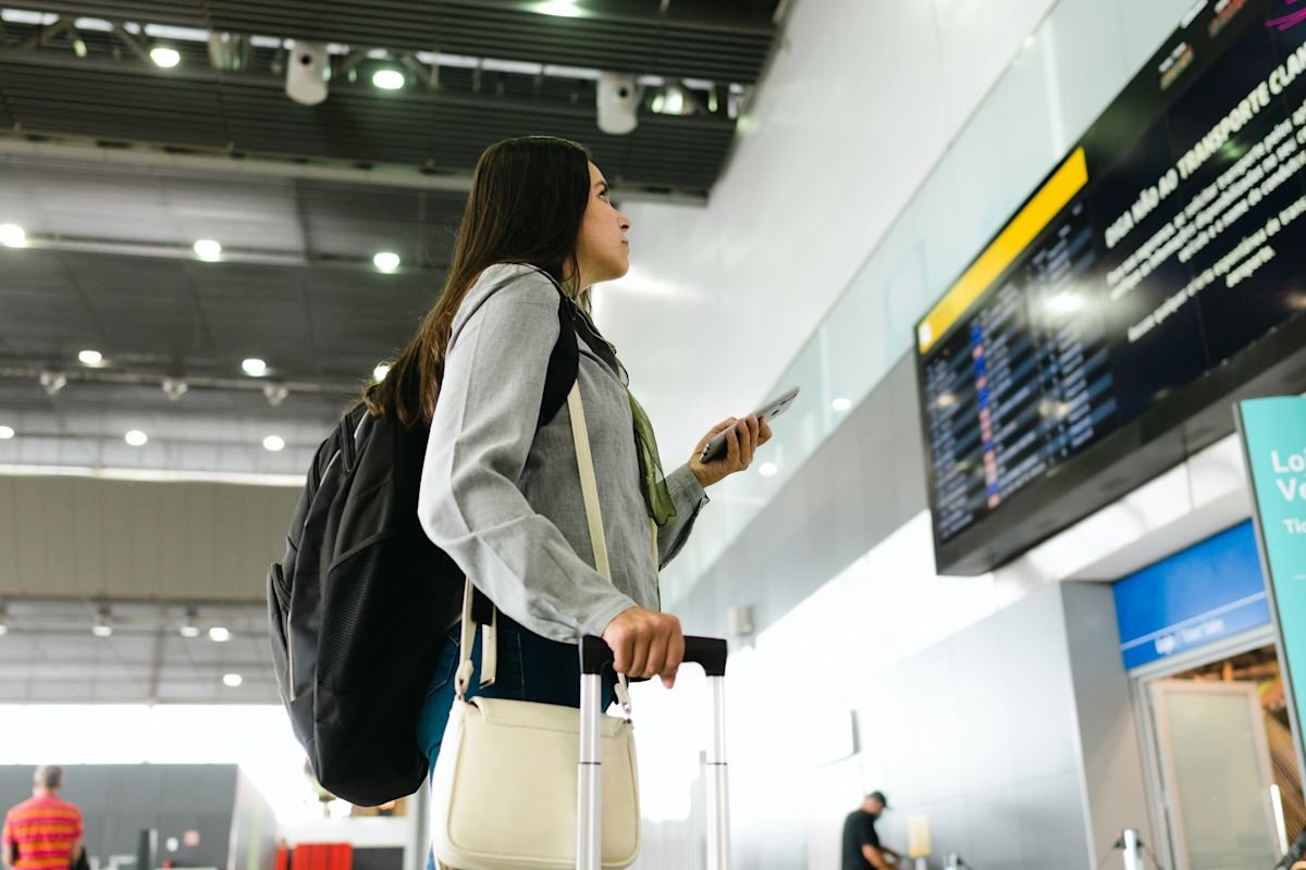 Botched Construction Job Freezes Thousands of Flights, Paralyzing East Coast