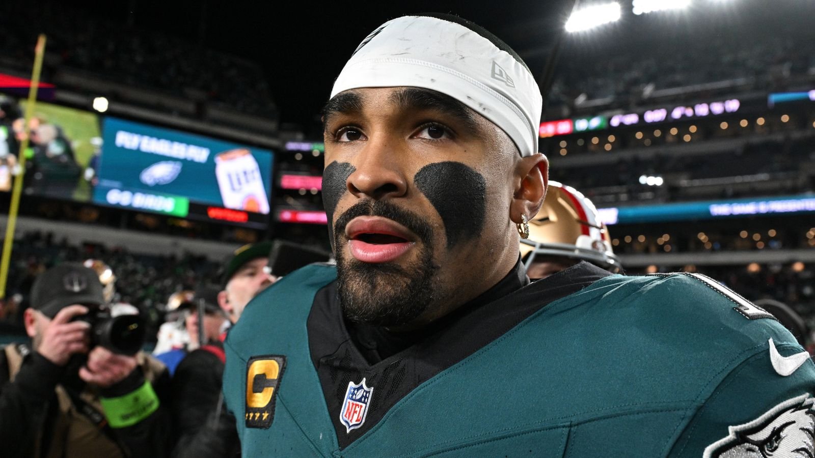 Jalen Hurts and Jayden Daniels with questions to answer in NFL opener as Philadelphia Eagles roll out new offense | NFL News