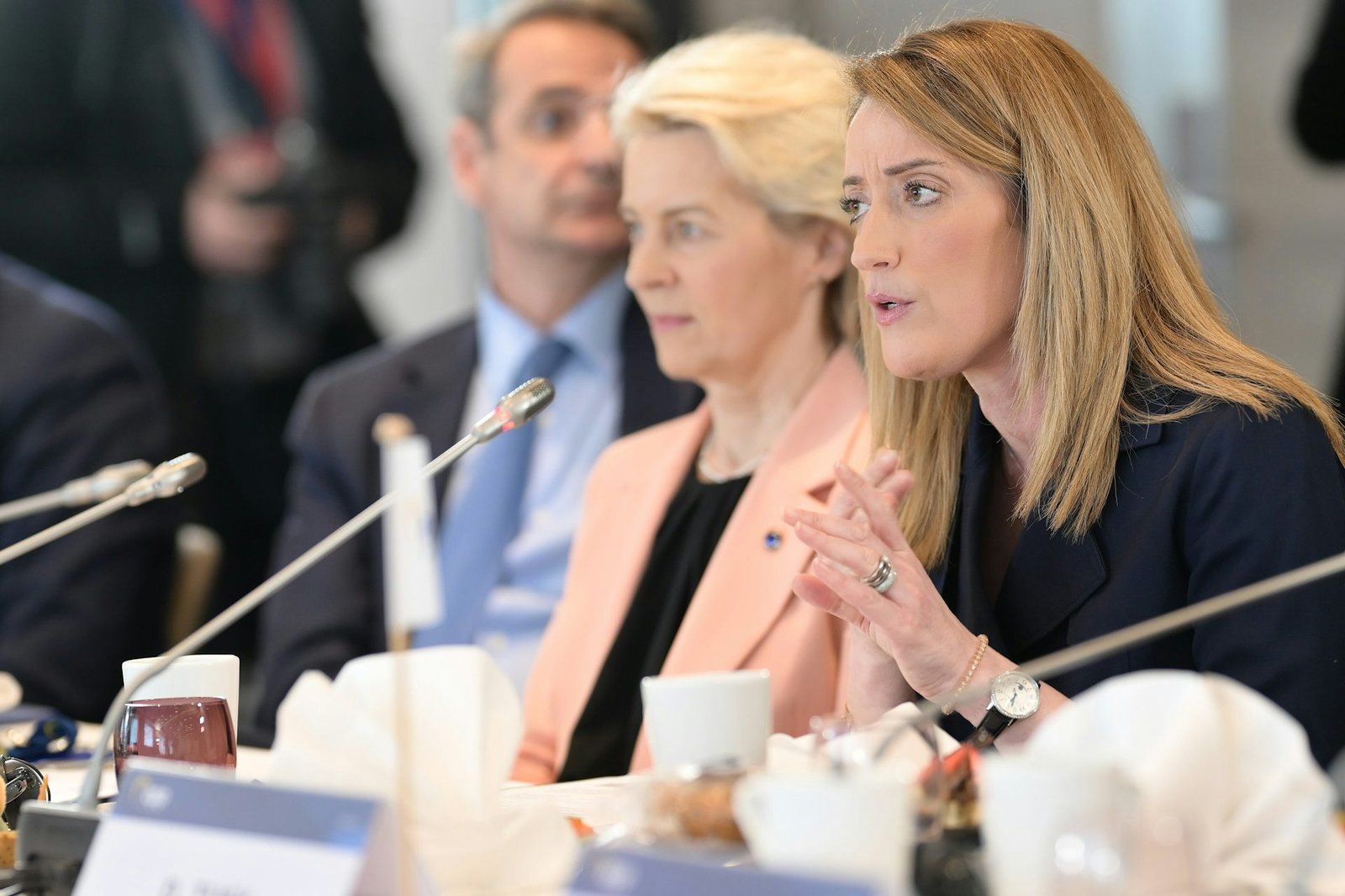 Women in politics face more personal, sexualised attacks than men, a recent analysis shows - The Conversation