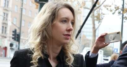 Elizabeth holmes lc 261016 6ca023.jpg