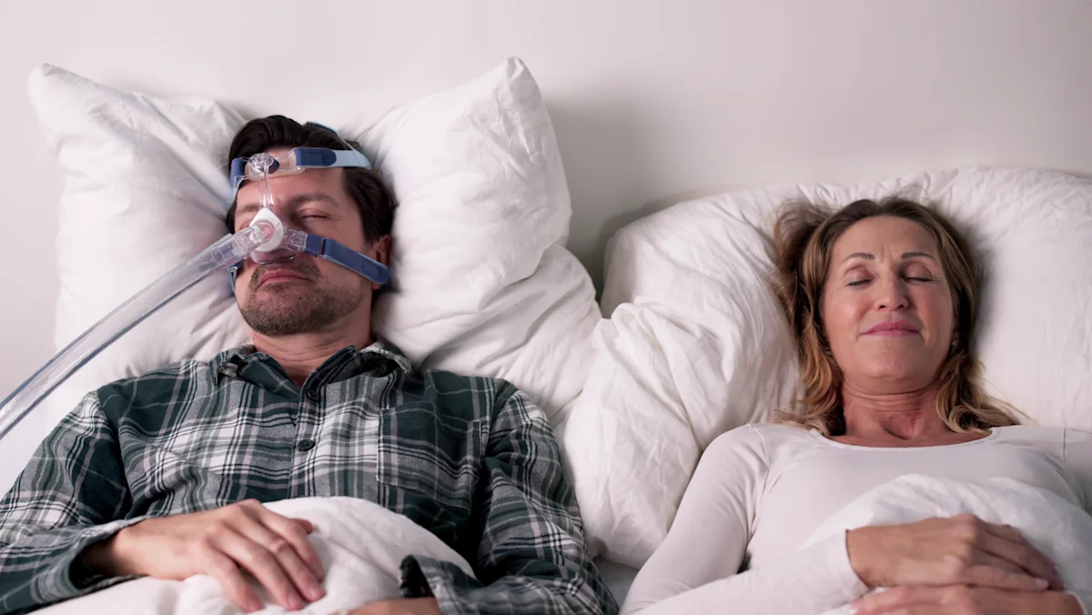 CPAP travel guide: TSA rules, in-flight use, batteries, and jet lag, explained by a sleep scientist