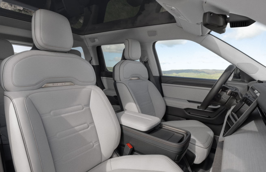 R2 interior 3 1024x578.png